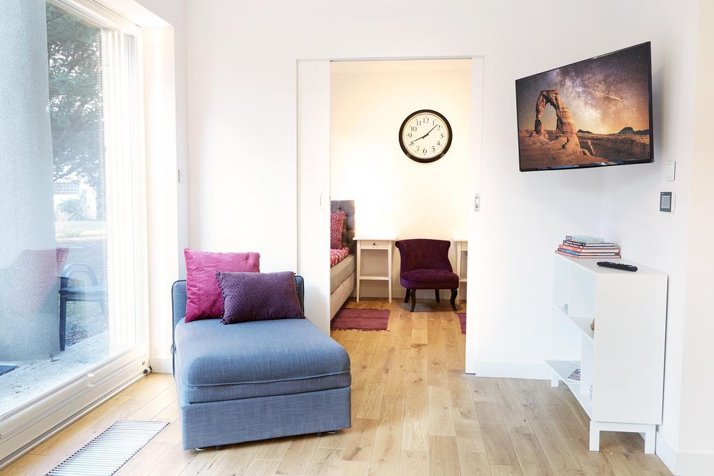 דירות ורשה Lovely Lux Garden Flat Near Royal Park מראה חיצוני תמונה