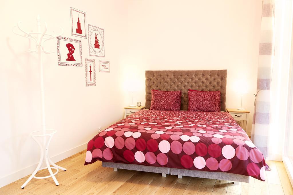 דירות ורשה Lovely Lux Garden Flat Near Royal Park מראה חיצוני תמונה