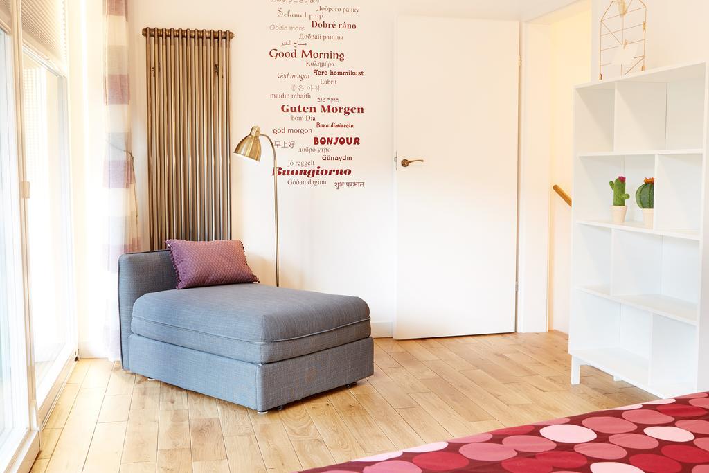 דירות ורשה Lovely Lux Garden Flat Near Royal Park מראה חיצוני תמונה